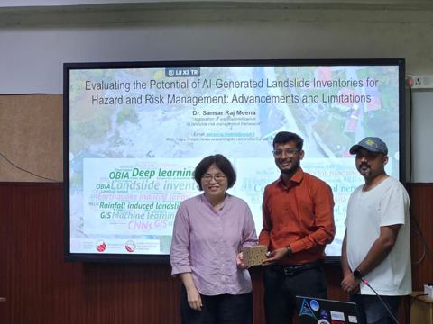Seminar at IISER Mohali, photo 1